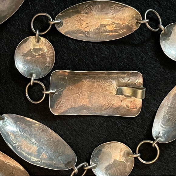 AUTHENTIC NATIVE AMERICAN STERLING SILVER AND TURQUOISE CONCHO BELT 🔥VINTAGE - Picture 5 of 11